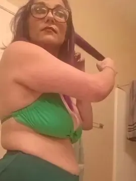 Cam4 Free Porn Cam of MamaB88