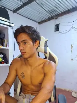 Cam4 Live Sex of diablito202020