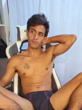 Cam4 Watch Live Sex Cams of diablito202020