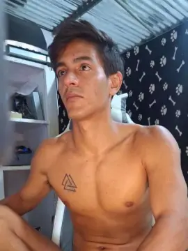 Cam4 Live Sex of diablito202020