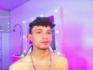 Cam4 Nude Webcam of alexgod_