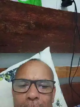 Cam4 Free Live Porn of Helinho56