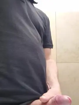 Cam4 Live Porn of Ralph34