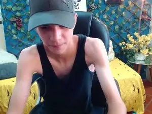 Cam4 Nude Webcam of maxim_rod