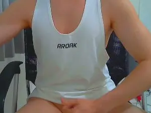 Cam4 Free Live Porn of kimwoobin73