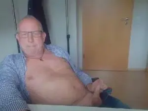 Cam4 Free Live Porn of mdevbi