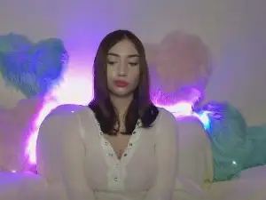 Cam4 Nude Webcam of CaylinCrazy