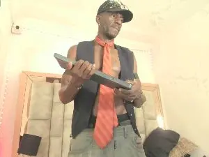 Cam4 Live Porn of Titan_Moreno