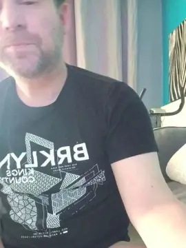 Cam4 Live Sex of tomsauwer