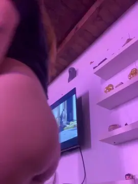 Cam4 Nude Webcam of agos37
