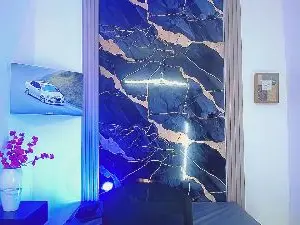 Cam4 Live Sex of emma_miler