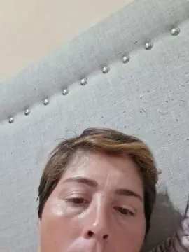 Cam4 Private Sex Chat of luchy_hot