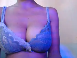 Cam4 Live Sex of Harenah555