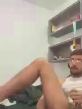 Cam4 Live Sex Cam of JustAboy