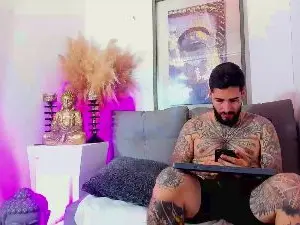 Cam4 Live Sex Cam of VincentSartori