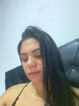 Cam4 Live Sex of Nini956