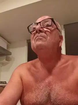 Cam4 Free Live Porn of minuzzo61