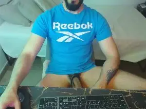 Cam4 Live Porn of Lealboy