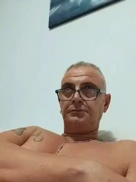 Cam4 Live Sex of franco__747