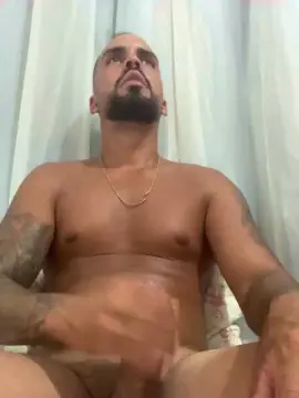 Cam4 Sex Chat of lucasdotadorj23