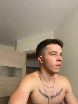 Cam4 Watch Live Sex Cams of bravo_maestro