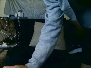 Cam4 Free Live Porn of bigforyou_88