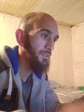 Cam4 Live Sex of Bjamin