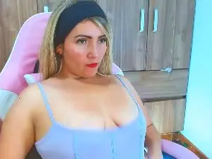 Cam4 Free Porn Cam of nanis_smith