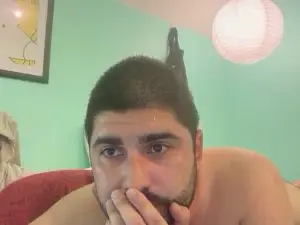 Cam4 Live Sex Cam of frenchie_fag