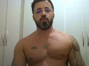 Cam4 Live Sex of Alers87