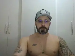 Cam4 Live Porn of Alers87