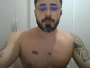 Cam4 Adult Webcam of Alers87