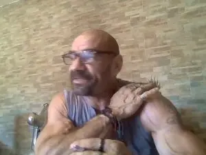 Cam4 Live Sex of TomiPsexy