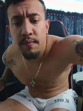 Cam4 Watch Live Sex Cams of Im_massimo777