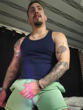 Cam4 Adult Webcam of Im_massimo777
