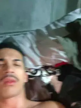 Cam4 Sex Cam of LudovriXs