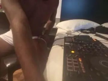 Cam4 Sex Chat of tesudoblack85