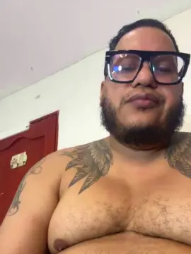 Cam4 Private Sex Chat of bigfatstinky81