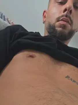 Cam4 Free Live Porn of Ross96