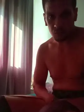 Cam4 Adult Webcam of Latino_sexy