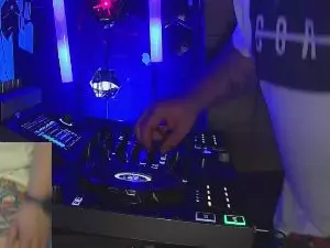 Cam4 Free Live Porn of 1st_omen