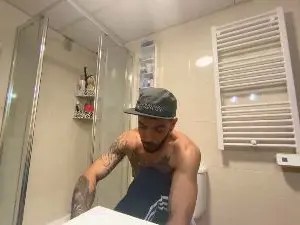 Cam4 Live Sex of Hotvan22