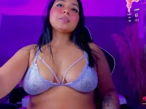 Cam4 Adult Webcam of luccia_smith