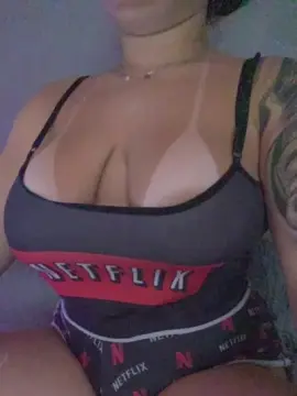 Cam4 Live Porn of rainhadafinesse