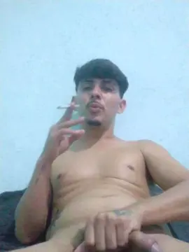 Cam4 Nude Webcam of Kewyn20cm