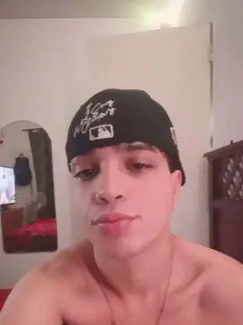 Cam4 Sex Cam of alejandro_tn