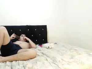 Cam4 Live Sex Cam of Kymberlyandluca
