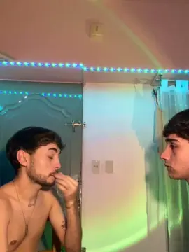 Cam4 Sex Cam of Devilboyzzz