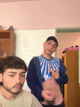Cam4 Live Sex Cam of Devilboyzzz