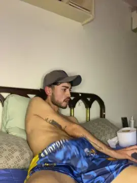 Cam4 Sex Cam of Devilboyzzz